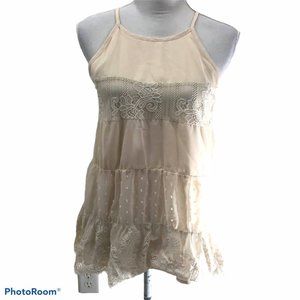 Hint of Mint Woman's Sz M Top Lace Satin Ivory